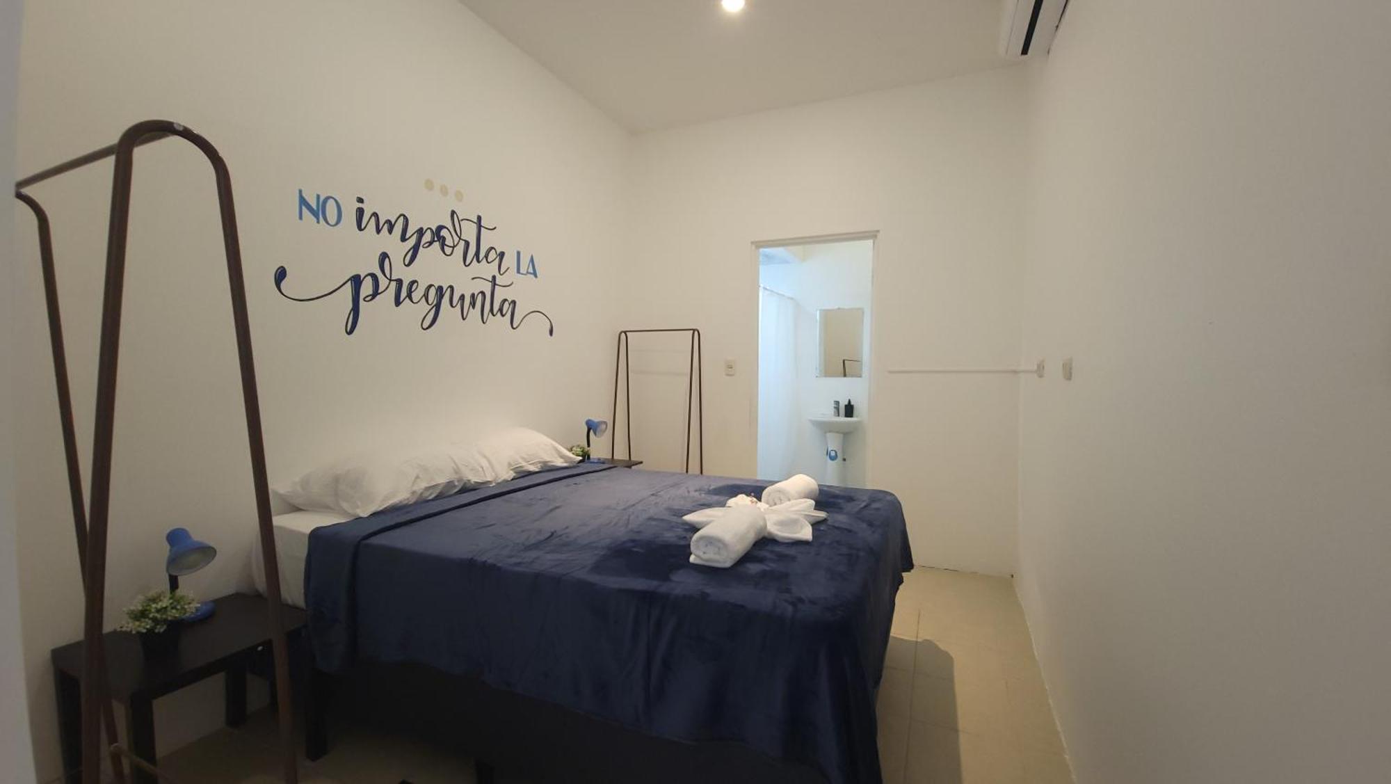 Surfo House Hotel & Hostel Tamarindo Bagian luar foto