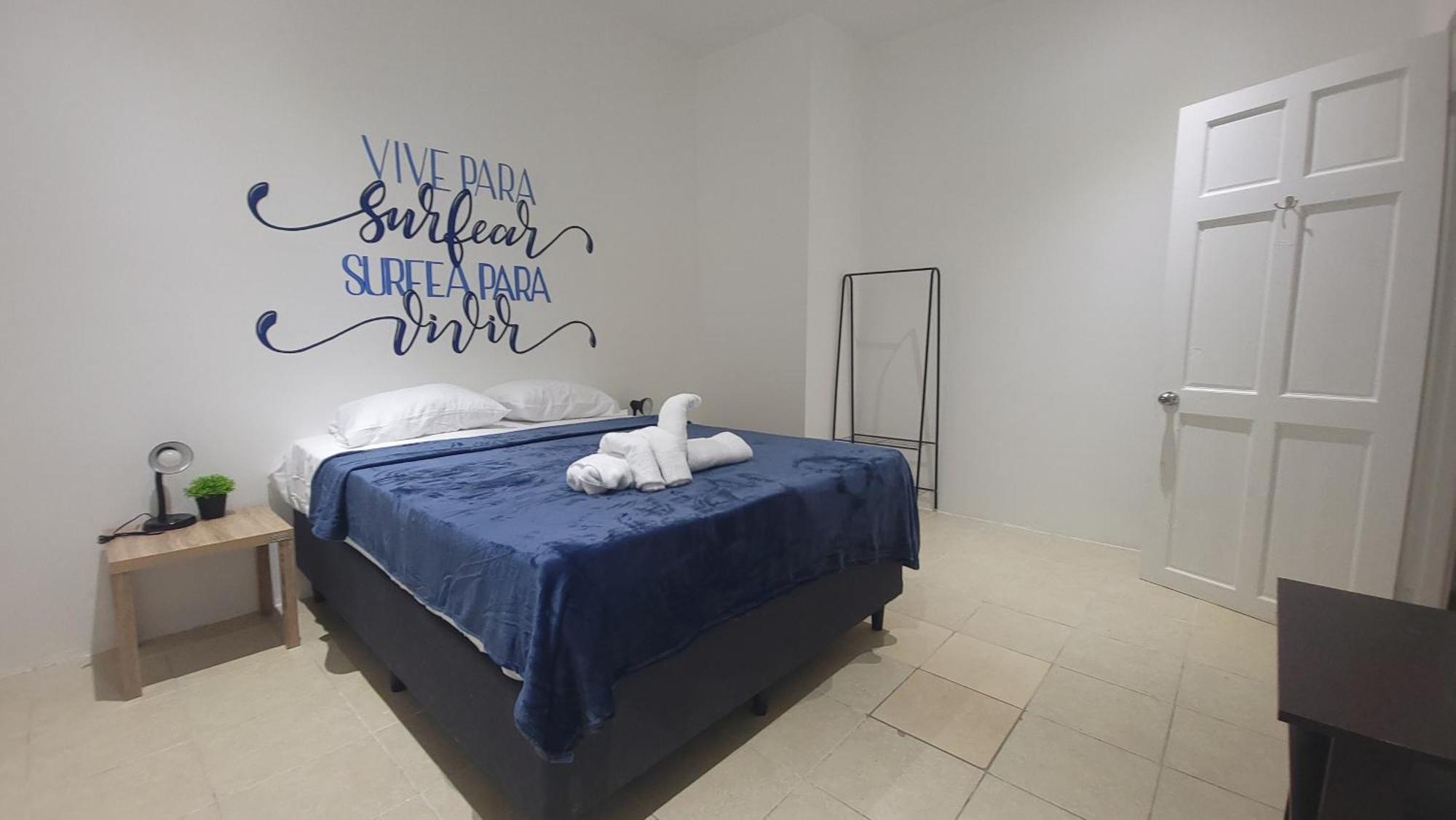Surfo House Hotel & Hostel Tamarindo Bagian luar foto