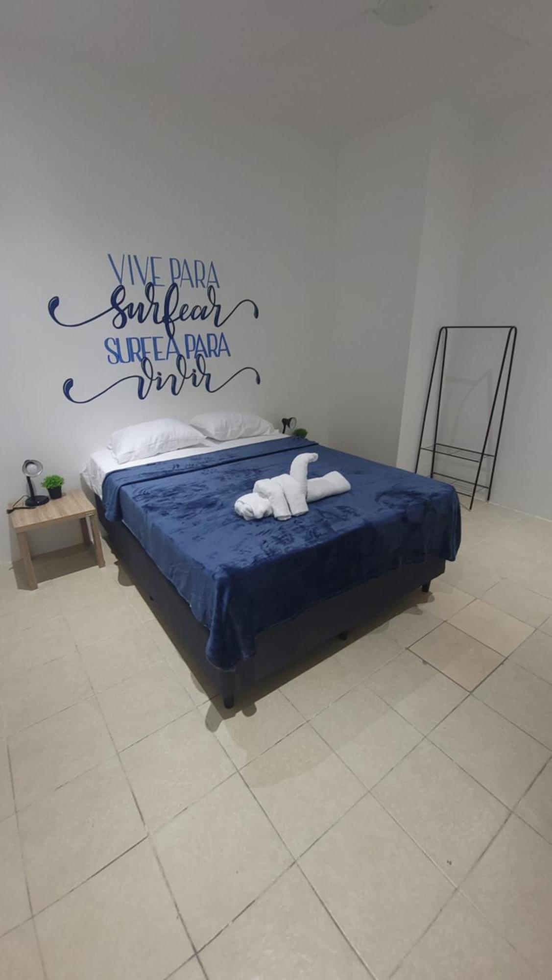 Surfo House Hotel & Hostel Tamarindo Bagian luar foto