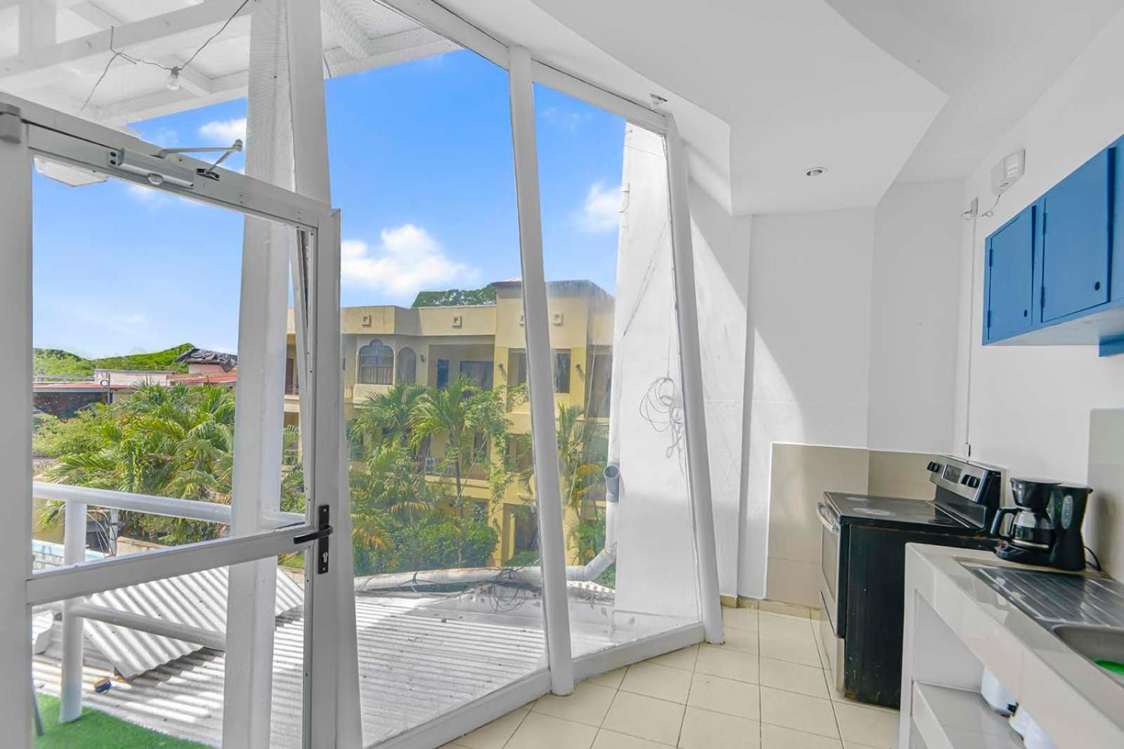 Surfo House Hotel & Hostel Tamarindo Bagian luar foto