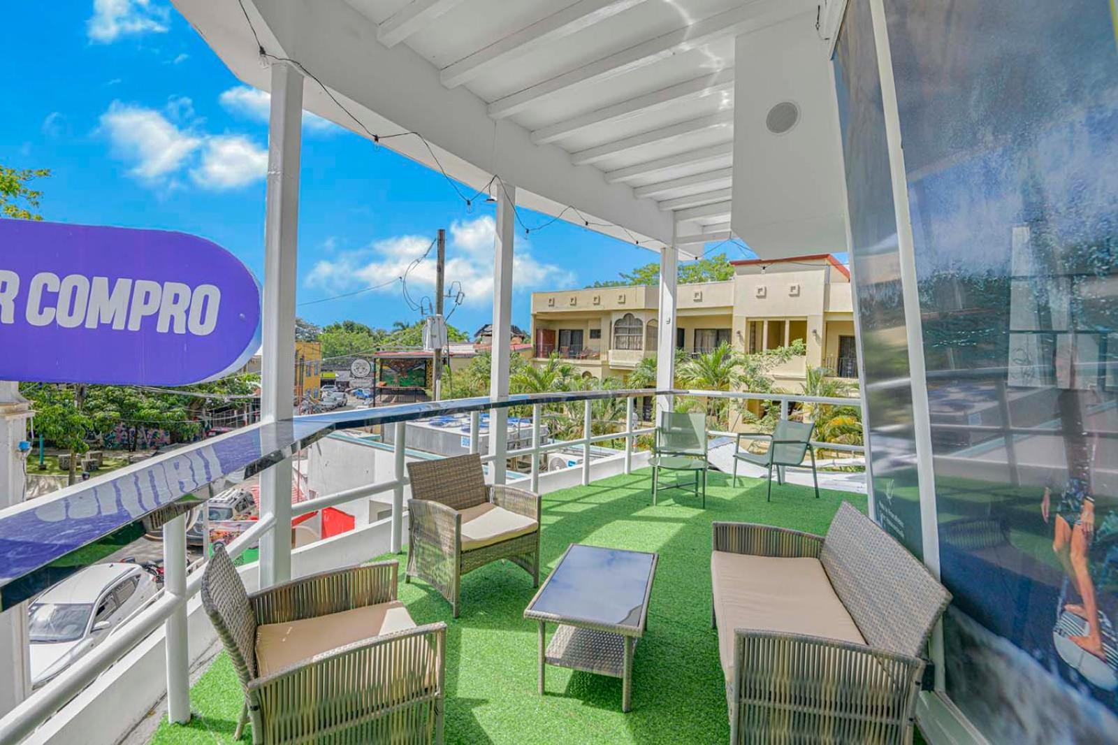 Surfo House Hotel & Hostel Tamarindo Bagian luar foto