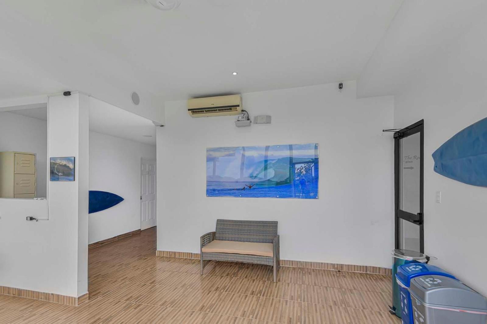 Surfo House Hotel & Hostel Tamarindo Bagian luar foto