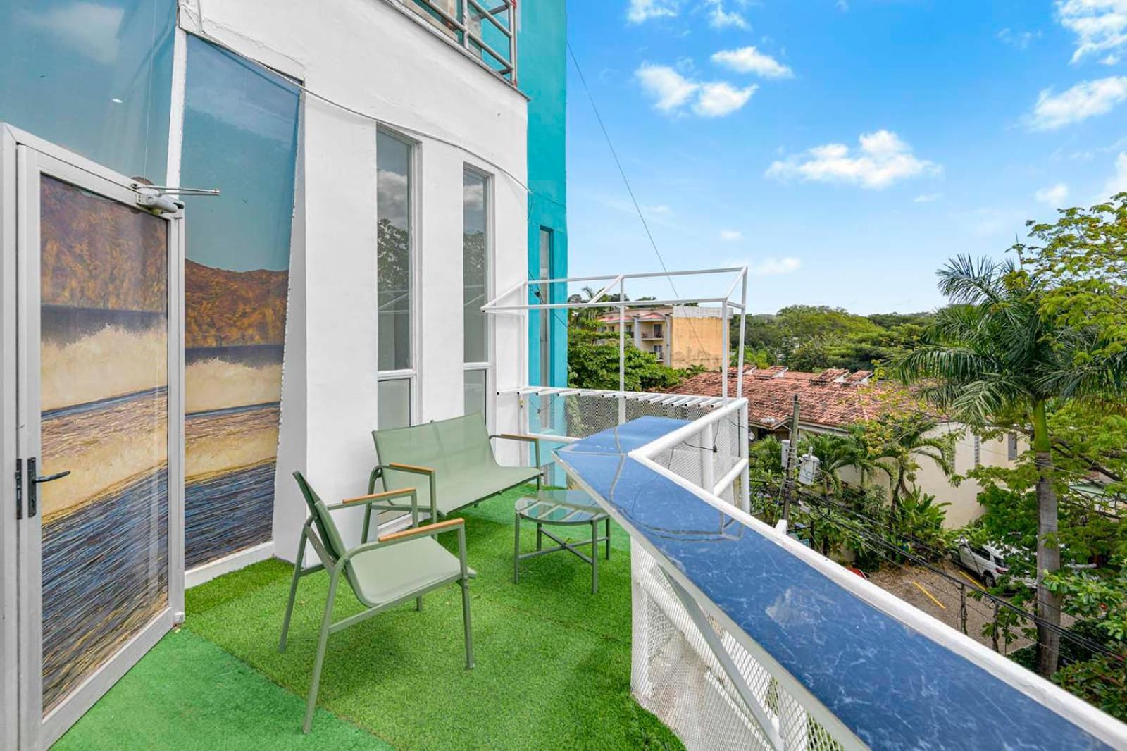 Surfo House Hotel & Hostel Tamarindo Bagian luar foto