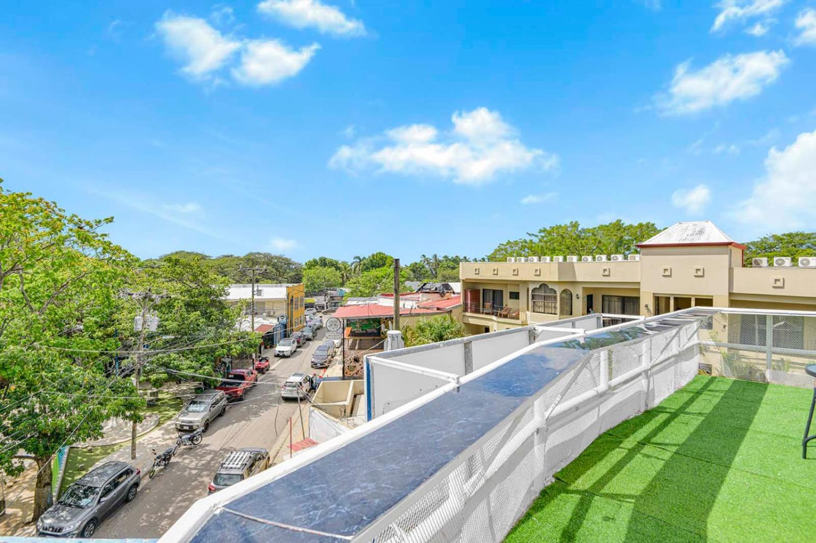 Surfo House Hotel & Hostel Tamarindo Bagian luar foto